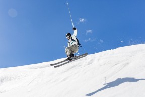 南特锋线灵活跑位增加得分可能，南特前锋