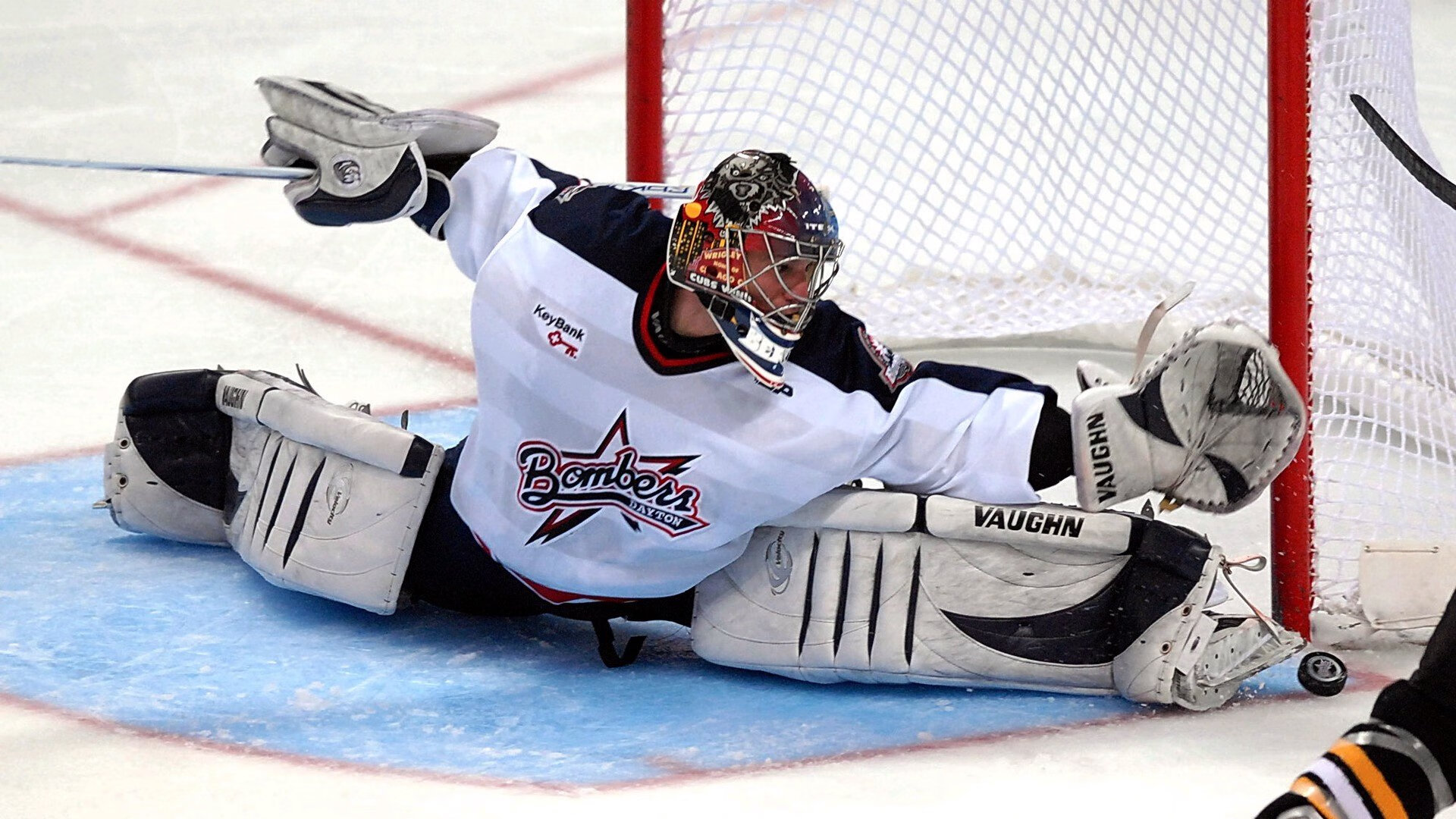 俱乐部商业合作持续升温，品牌影响力扩大，俱乐部营销模式